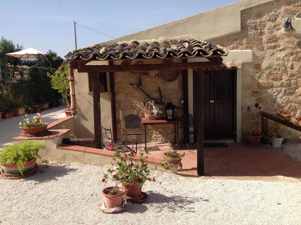 Agriturismo Casalicchio Cammarata Luaran gambar