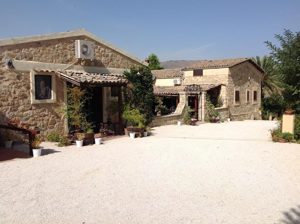 Agriturismo Casalicchio Cammarata Luaran gambar
